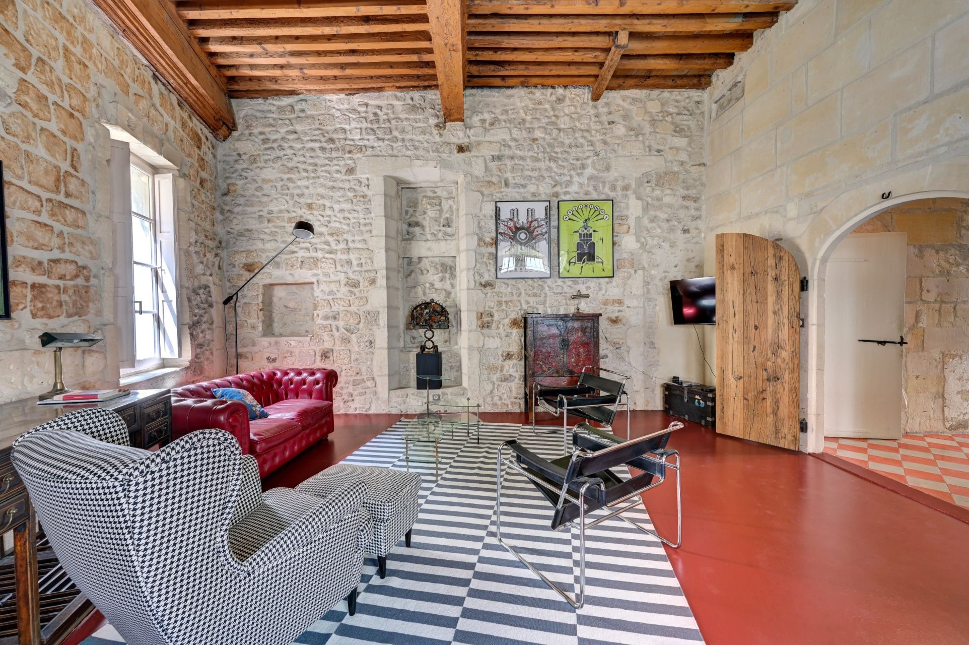 house 5 Rooms for sale on ARLES (13200)