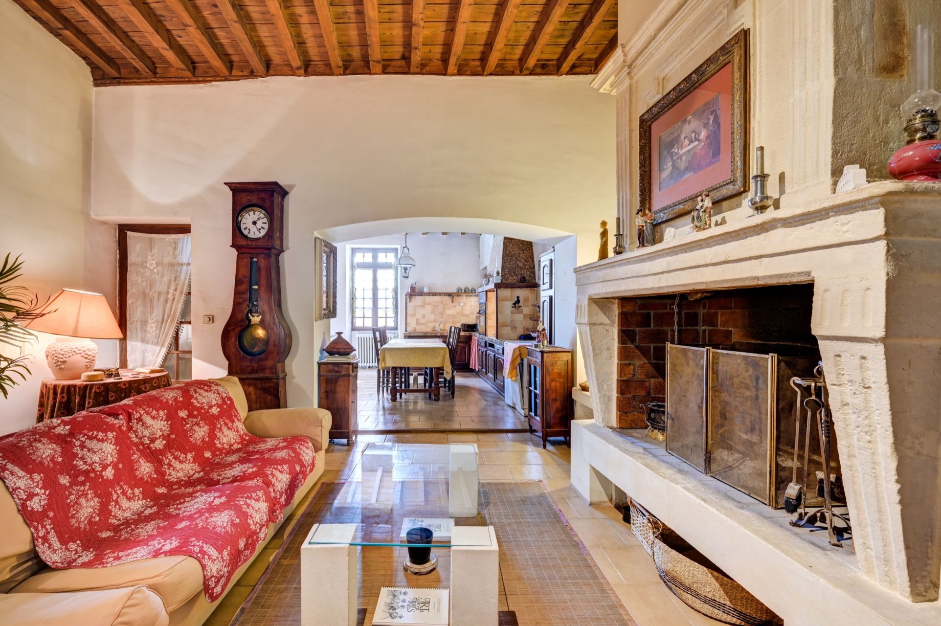 house 5 Rooms for sale on ARLES (13200)